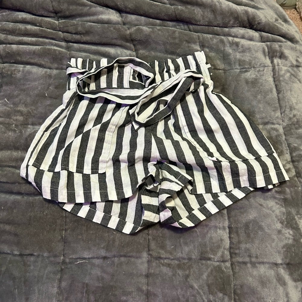 High Waist Black and White Striped Shorts